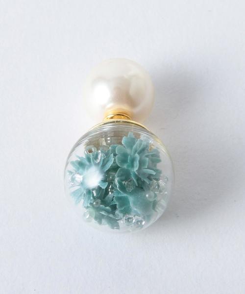 Another Edition（アナザーエディション）の「フラワーピアス/AEBFC FLW P（ピアス（両耳用）・レディース・オフホワイト/コバルトブルー・FREE）」の3枚目の写真