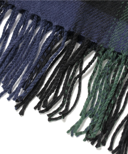 earth music&ecology（アースミュージックアンドエコロジー）の「【2016Winter】シックチェックストール（ストール/ショール・レディース・グリーン系その他/ネイビー/レッド/グレー・FREE）」の5枚目の写真