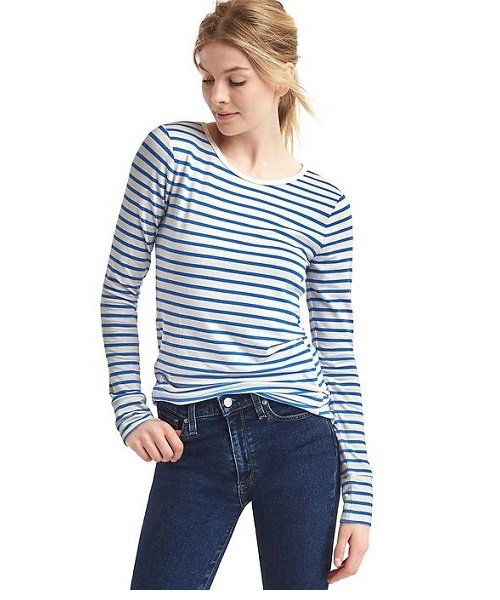 GAP（ギャップ）の「Gap 長袖ソフトストライプTシャツ（Tシャツ/カットソー・レディース・マルチ/オレンジ/ブルー・XXS/XS/L/S/M）」の2枚目の写真