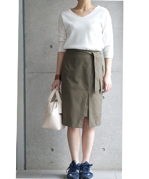 laboratory work（ラボラトリーワーク）の「リボンベルト付きチューリップスカート（スカート・レディース・カーキ/ベージュ/ネイビー・MEDIUM）」の17枚目の写真