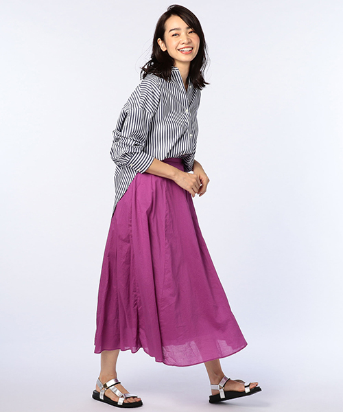 NOLLEY’S（ノーリーズ）の「バックスリットシャツ（シャツ/ブラウス・レディース・オフホワイト/ブルー/ネイビー・00/2）」の16枚目の写真