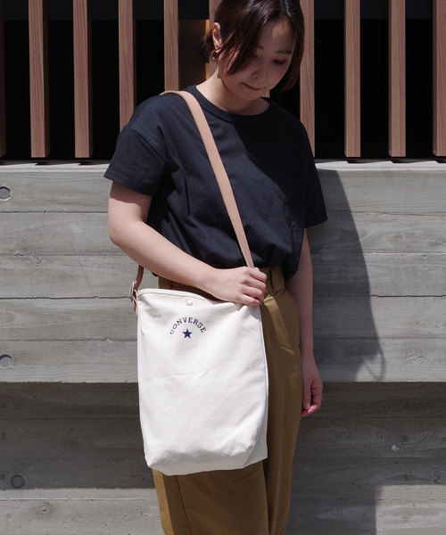 CONVERSE（コンバース）の「【CONVERSE/コンバース】CANVAS LEATHER SHOULBAG（ショルダーバッグ・レディース・オフホワイト/ベージュ/ブラック/ネイビー/グレー・FREE）」の17枚目の写真