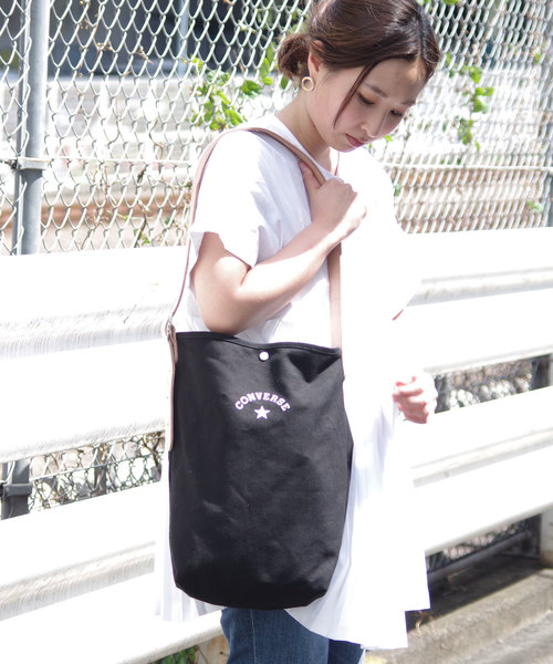 CONVERSE（コンバース）の「【CONVERSE/コンバース】CANVAS LEATHER SHOULBAG（ショルダーバッグ・レディース・オフホワイト/ベージュ/ブラック/ネイビー/グレー・FREE）」の20枚目の写真