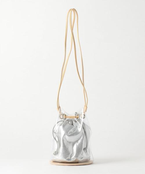 BEAUTY&YOUTH UNITED ARROWS(ビューティーアンドユースユナイテッドアローズ)の「BY PVC ミニドローストバッグ -2WAY-¨ о(ショルダーバッグ・レディース・ホワイト/ブラック/ブラウン・FREE)」の2枚目の写真