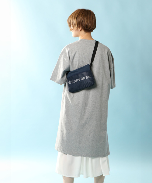 CONVERSE（コンバース）の「【CONVERSE】コンバース クラシック サコッシュ（ショルダーバッグ・レディース・グレー/ブラック/ダークオリーブ/ロイヤルブルー・ONESIZE）」の11枚目の写真