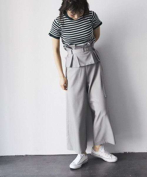 and R(アンドアール)の「ウエストタックワイドパンツ(その他パンツ・レディース・グレー/ライトベージュ・FREE)」の2枚目の写真