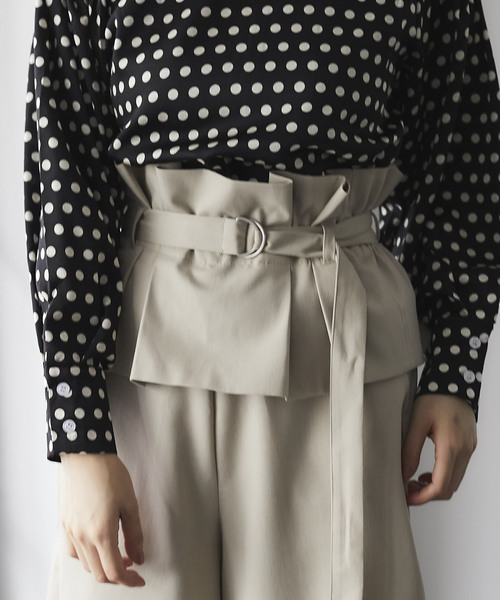 and R(アンドアール)の「ウエストタックワイドパンツ(その他パンツ・レディース・グレー/ライトベージュ・FREE)」の9枚目の写真