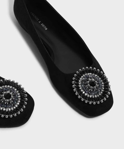 CHARLES & KEITH(チャールズ & キース)の「エンベリッシュポインテッドバレリーナ / EMBELLISHED POINTED BALLERINAS(バレエシューズ・レディース・ブラック/ブルー/バーガンディー・22.5cm/23cm/23.5cm/24.5cm/25cm/25.5cm)」の7枚目の写真