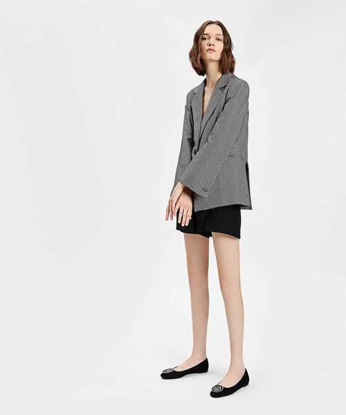 CHARLES & KEITH(チャールズ & キース)の「エンベリッシュポインテッドバレリーナ / EMBELLISHED POINTED BALLERINAS(バレエシューズ・レディース・ブラック/ブルー/バーガンディー・22.5cm/23cm/23.5cm/24.5cm/25cm/25.5cm)」の9枚目の写真