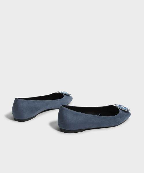 CHARLES & KEITH(チャールズ & キース)の「エンベリッシュポインテッドバレリーナ / EMBELLISHED POINTED BALLERINAS(バレエシューズ・レディース・ブラック/ブルー/バーガンディー・22.5cm/23cm/23.5cm/24.5cm/25cm/25.5cm)」の12枚目の写真