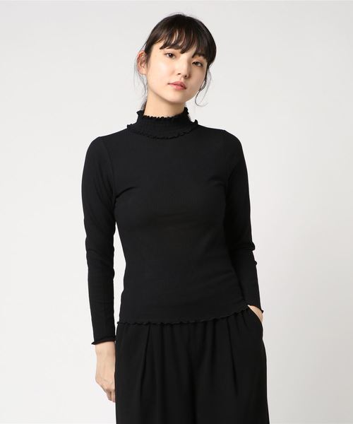 archives(アルシーヴ)の「シャーリングハイネックリブプルオーバー(Tシャツ/カットソー・レディース・ブラック/ベージュ/ネイビー/オフホワイト/グリーン・MEDIUM)」の3枚目の写真