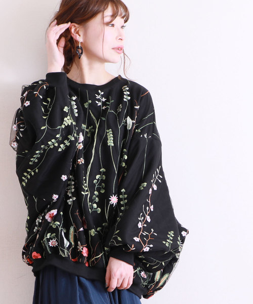 Sawa A La Mode サワアラモード の チュールレースの透け感がお洒落な花刺繍トップス Tシャツ カットソー Wear