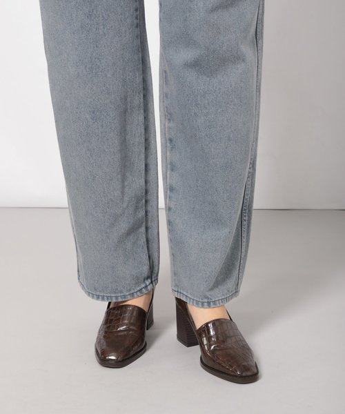 PAGEBOY(ページボーイ)の「オーバーダイコクーンデニム(デニムパンツ・レディース・インディゴブルー/グレイッシュブルー・SMALL/MEDIUM)」の14枚目の写真