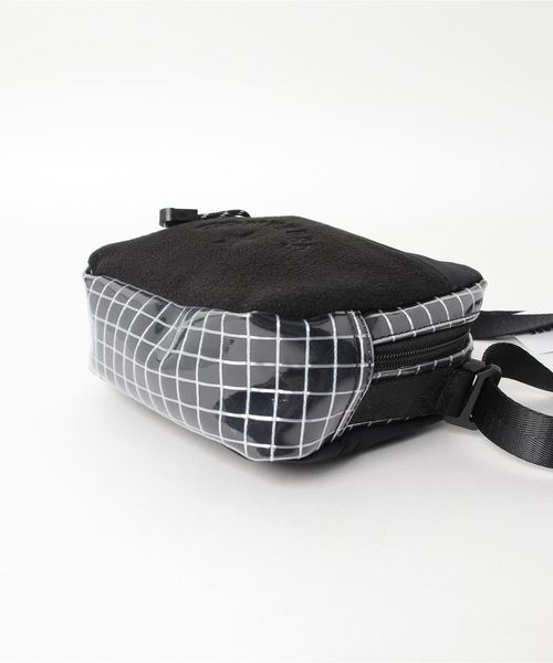 CONVERSE（コンバース）の「CONVERSE　FREECE MINI SHOULDER BAG（ショルダーバッグ・レディース・ホワイト/ブラック・FREE）」の4枚目の写真