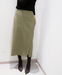 Plage�i�v���[�W���j�̌Ò��u�X�J�[�g�i�X�J�[�g�j�v