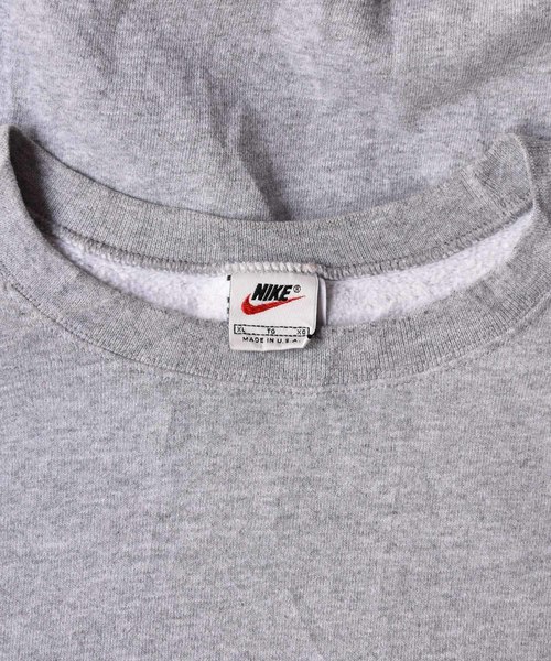 NIKE（ナイキ）の「【ヴィンテージ古着】NIKE/ナイキ ロゴ クルーネックスウェット（スウェット・メンズ・グレー・X-LARGE）」の4枚目の写真