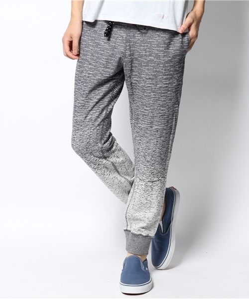 SHIPS（シップス）の「Days: グラデーション スウェット パンツ■（その他パンツ・メンズ・グレー/ネイビー・LARGE/SMALL/MEDIUM）」の2枚目の写真