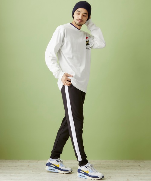 Mark Gonzales(マーク・ゴンザレス)の「Mark Gonzales/マークゴンザレス MONO-MART別注 袖ライン オーバーサイズ L/S カットソー(Tシャツ/カットソー・メンズ・ベージュ系その他/グリーン系その他/ブラック/ホワイト・FREE)」の16枚目の写真