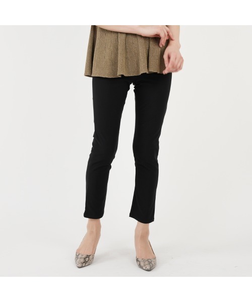 Tuche(トゥシェ)の「【Tuche】 ベルトループ付 ドライストレッチ スタイリッシュボトム(その他パンツ・レディース・ブラック/サンドベージュ/ネイビー・LARGE/MEDIUM)」の2枚目の写真