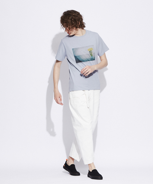 ABAHOUSE GRAY（アバハウスグレイ）の「【展開店舗限定】Flowerphotoプリント半袖Tシャツ（Tシャツ/カットソー・メンズ・ホワイト系その他/ホワイト系その他2/ホワイト系その他3/イエロー/グレイッシュブルー/ピンク・46/48）」の7枚目の写真