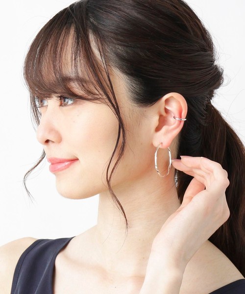 K10ラップチェーン フープピアス（YG×WG）小（ピアス（両耳用