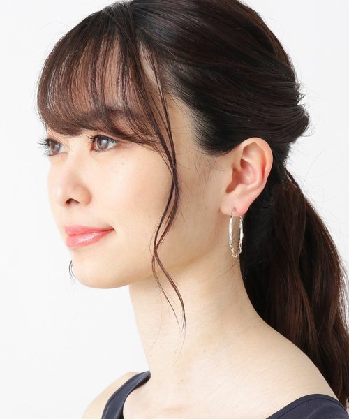 K10ラップチェーン フープピアス（YG×WG）小（ピアス（両耳用