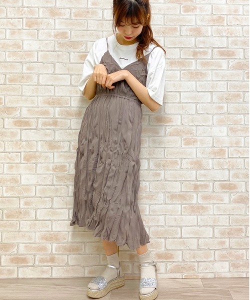apres jour（アプレジュール）の「クリンクルキャミワンピ×Ｔシャツセット【ZOZOTOWN限定アイテム】（ワンピース・レディース・ミント/アイボリー/その他/モカ・フリー）」の2枚目の写真