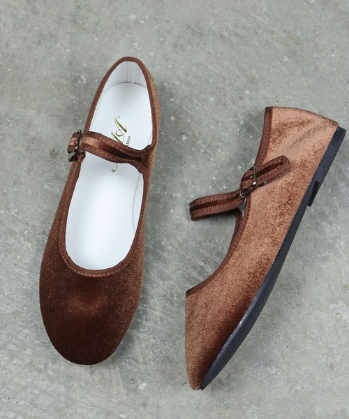 AAA+（サンエープラス）の「AAA / メリージェーン　カンフーシューズ(3543)　チャイナシューズ　フラットシューズ（バレエシューズ・レディース・ネイビー/グリーン/ワイン/ブラック系その他2/ブラック/ブラック系その他3/ブラック系その他/ブラウン系その他/ダークブラウン/シルバー/グレイッシュベージュ/ブラウン/ブラック系その他4/ベージュ/ホワイト/ブラウン系その他2/ベージュ系その他/グレー/ベージュ系その他2・40/38/39/36/37/35/34/26/28/30/32）」の11枚目の写真