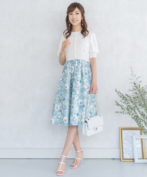 Prima Scherrer(プリマシェレル)の「ショートカーディガン パフスリーブ チャーム付き Prima Scherrer(カーディガン/ボレロ・レディース・ホワイト/ブラック/ブルー・S/M)」の4枚目の写真