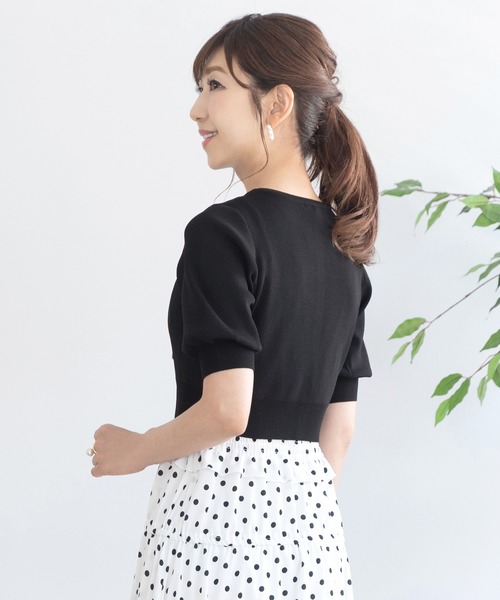 Prima Scherrer(プリマシェレル)の「ショートカーディガン パフスリーブ チャーム付き Prima Scherrer(カーディガン/ボレロ・レディース・ホワイト/ブラック/ブルー・S/M)」の12枚目の写真