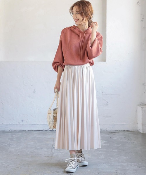 KOBE LETTUCE（コウベレタス）の「レザーライクプリーツスカート（スカート・レディース・アイボリー/ブラック/ブラウン・FREE）」の8枚目の写真