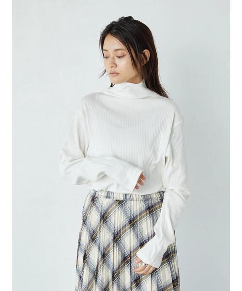 AMERICAN HOLIC（アメリカンホリック）の「リブカットタートルプルオーバー　＊（Tシャツ/カットソー・レディース・ブラック/ブラウン/オフホワイト/アイボリー・M/L）」の9枚目の写真