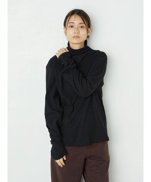 AMERICAN HOLIC（アメリカンホリック）の「リブカットタートルプルオーバー　＊（Tシャツ/カットソー・レディース・ブラック/ブラウン/オフホワイト/アイボリー・M/L）」の18枚目の写真