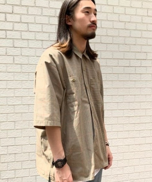 BEAMS（ビームス）の「BEAMS / ツイルチェック イージー ワークシャツ（シャツ/ブラウス・メンズ・ベージュ/その他・SMALL/MEDIUM/LARGE）」の2枚目の写真
