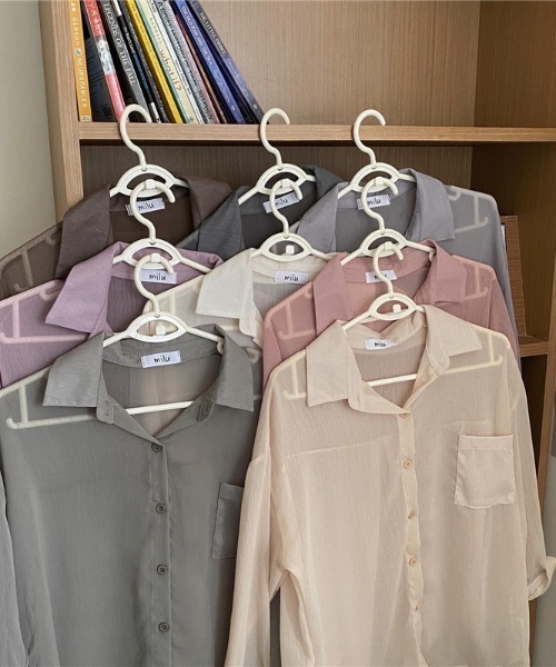 KOR(ケーオーアール)の「ゆるふぁシースルーシャツ(シャツ/ブラウス・レディース・ホワイト/チャコールグレー/ライトグレー/ブラウン/カーキ/ラベンダー/ピンク/シャンパン・FREE)」の14枚目の写真