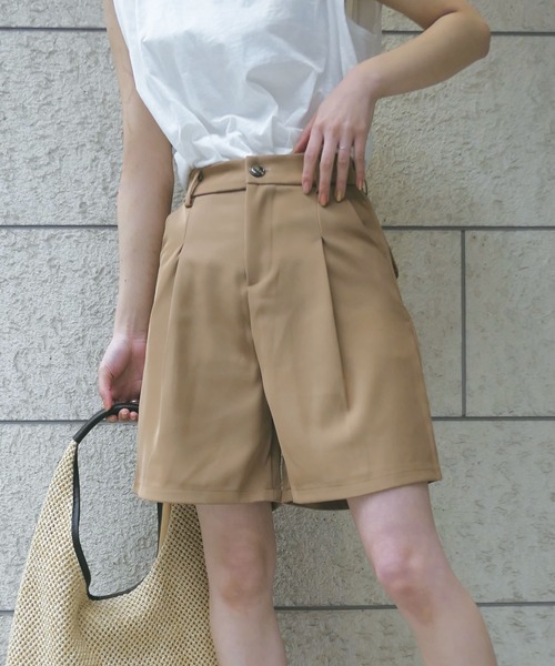 CORNERS（コーナーズ）の「タックハーフパンツ（その他パンツ・レディース・ブラック/アイボリー/キャメル/ライトグリーン・M/L/S/XL/XXL）」の8枚目の写真