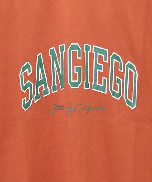 CORISCO(コリスコ)の「カレッジロゴBIGTEE(M1)(Tシャツ/カットソー・メンズ・ホワイト/ブラック/ベージュ/ブラウン/ブルー系その他/レンガ・MEDIUM/LARGE/X-LARGE)」の9枚目の写真