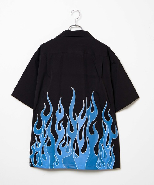 WEGO(ウィゴー)の「WEGO/ファイヤーパターンビックシルエット5分袖シャツ(シャツ/ブラウス・メンズ・ブラック/ホワイト・MEDIUM/LARGE)」の3枚目の写真