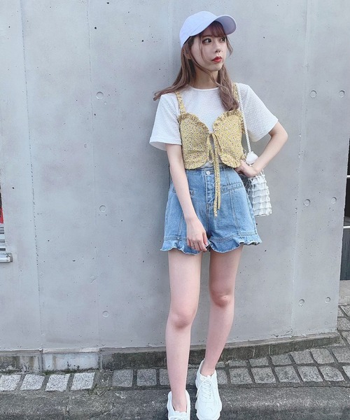 Voyage titty&Co.PETIT(ボヤージュティティアンドコープチ)の「【Voyage titty&Co.】フリルデニムショーパン(デニムパンツ・レディース・ブルー・SMALL/MEDIUM)」の4枚目の写真