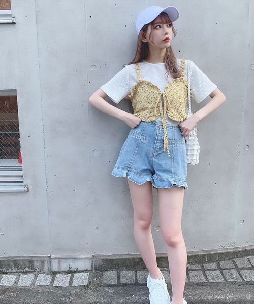 Voyage titty&Co.PETIT(ボヤージュティティアンドコープチ)の「【Voyage titty&Co.】フリルデニムショーパン(デニムパンツ・レディース・ブルー・SMALL/MEDIUM)」の5枚目の写真