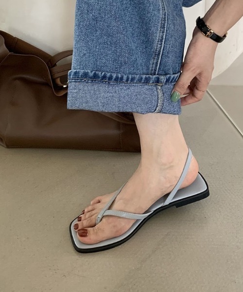 MANGROVE（マングローブ）の「バックルストラップトングサンダル（サンダル・レディース・ホワイト/ブラック/ベージュ/ブルー・MEDIUM/LARGE）」の10枚目の写真