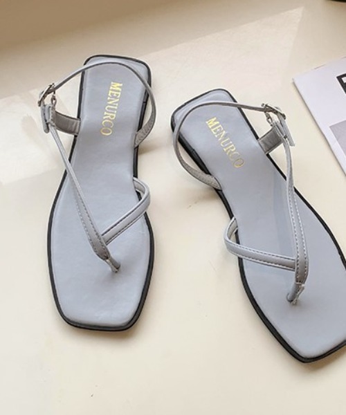 MANGROVE（マングローブ）の「バックルストラップトングサンダル（サンダル・レディース・ホワイト/ブラック/ベージュ/ブルー・MEDIUM/LARGE）」の6枚目の写真