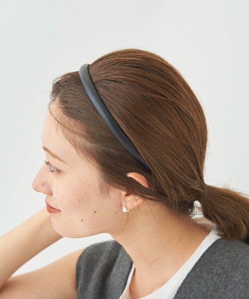 plage(プラージュ)の「【TAH/タア】SP ECO LEATHER THINY ヘアバンド◆(カチューシャ・レディース・ブラック/ベージュ・FREE)」の11枚目の写真