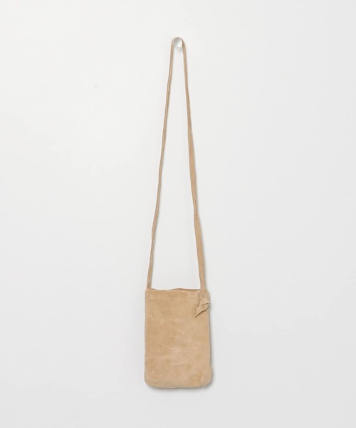 URBAN RESEARCH DOORS（アーバンリサーチドアーズ）の「ウォッシャブルスエードサコッシュ（ショルダーバッグ・レディース・チャコールグレー/ライトベージュ・ONE）」の6枚目の写真