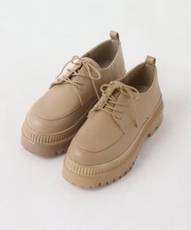 ビガーシューズ