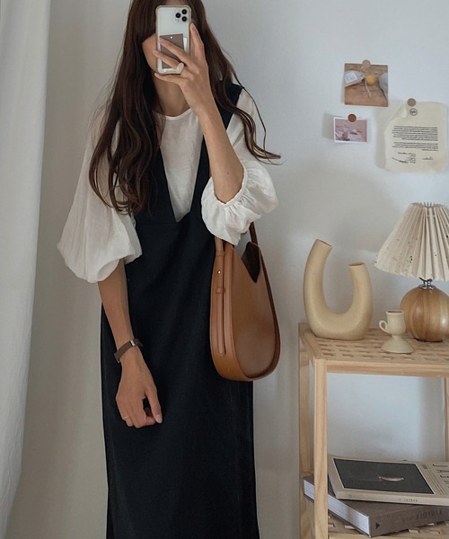 LAUIR（ラウアー）の「2wayサロペットスカート（サロペット/オーバーオール・レディース・ブラック/ベージュ/モカ/グレイッシュベージュ・MEDIUM/LARGE）」の12枚目の写真