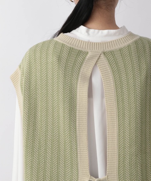 LOWRYS FARM(ローリーズファーム)の「ニットエプロンベストワンピース 959948(ワンピース・レディース・ブラック/グリーン/ベージュ・FREE)」の9枚目の写真