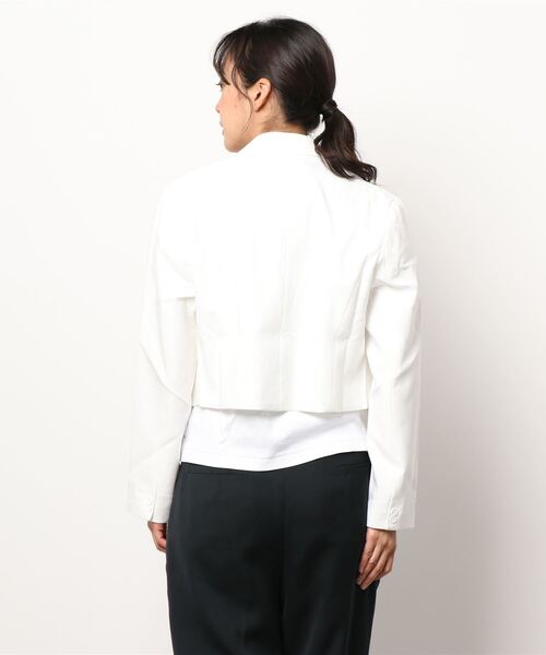 SPINNS（スピンズ）の「テーラードショートジャケット（テーラードジャケット・レディース・ホワイト/ブラック・ONESIZE）」の4枚目の写真