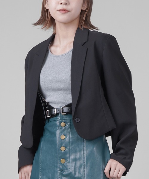 SPINNS（スピンズ）の「テーラードショートジャケット（テーラードジャケット・レディース・ホワイト/ブラック・ONESIZE）」の2枚目の写真