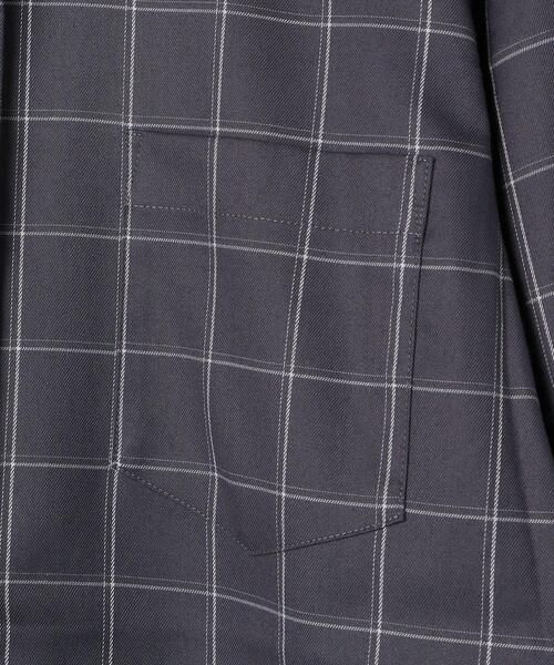 green label relaxing(グリーンレーベルリラクシング)の「ビエラ ウィンドウペーン ボタンダウン シャツ -防シワ-(シャツ/ブラウス・メンズ・ホワイト/ネイビー/ライトブルー/モカ・L/S/XL/M)」の6枚目の写真